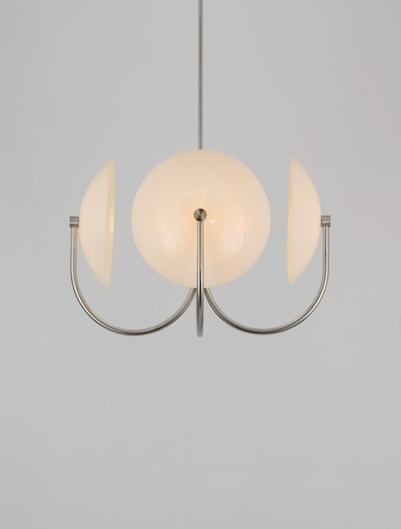 Aperture 4 30" shown in Nickel, Opal Dome